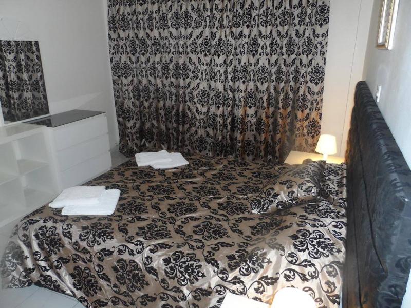 Geotanya Apartments