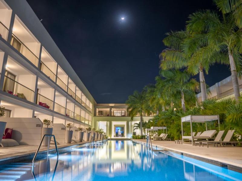 Platinum Yucatan Princess All Suites & Spa Resort