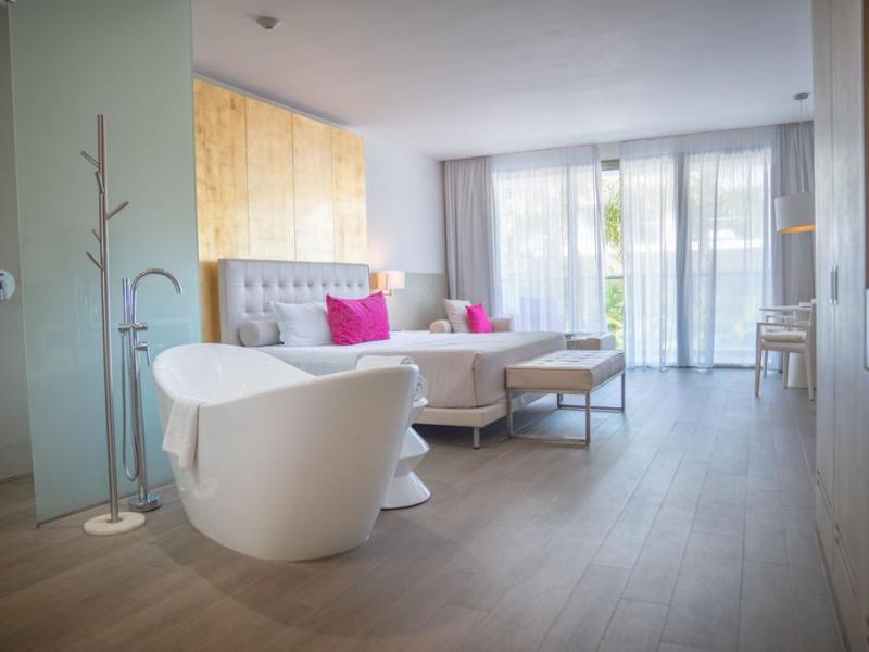 Platinum Yucatan Princess All Suites & Spa Resort
