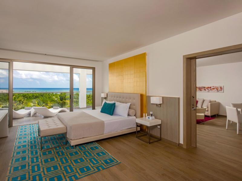 Platinum Yucatan Princess All Suites & Spa Resort