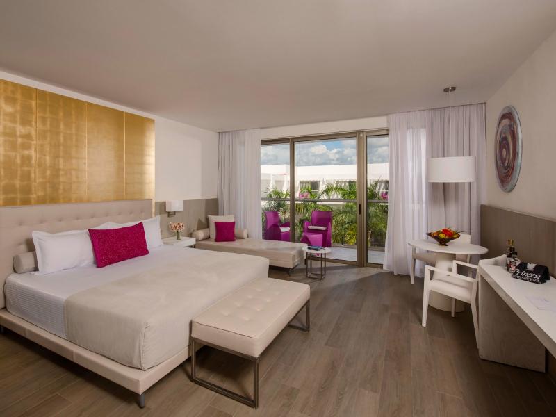 Platinum Yucatan Princess All Suites & Spa Resort