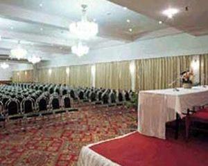 Отель Hotel Clarks Shiraz Индия, Агра, фото 5