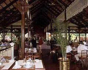 Отель Hotel Clarks Shiraz Индия, Агра, фото 7