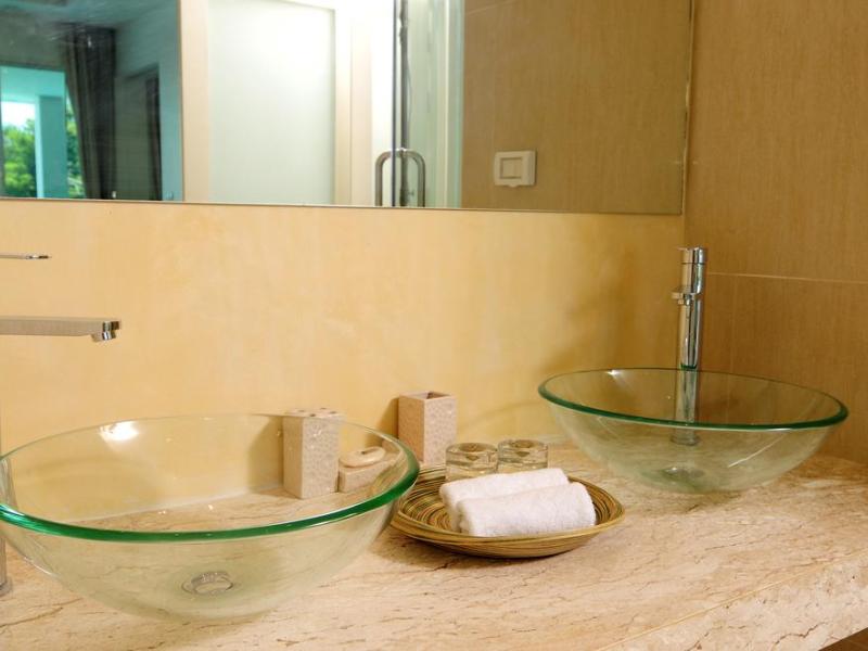 Grand Bleu Ocean View Pool Suite