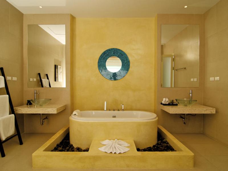 Grand Bleu Ocean View Pool Suite