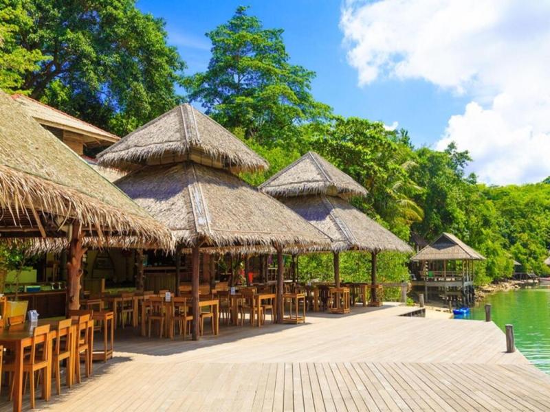 Captain Hook Resort