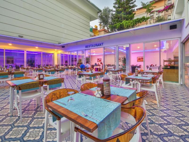 Kleopatra Atlas Hotel