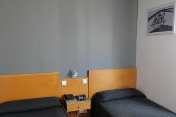 Отель Lami Hostal Испания, Барселона, фото 16