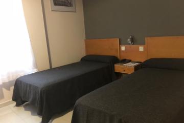 Отель Lami Hostal Испания, Барселона, фото 4