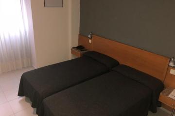 Отель Lami Hostal Испания, Барселона, фото 5