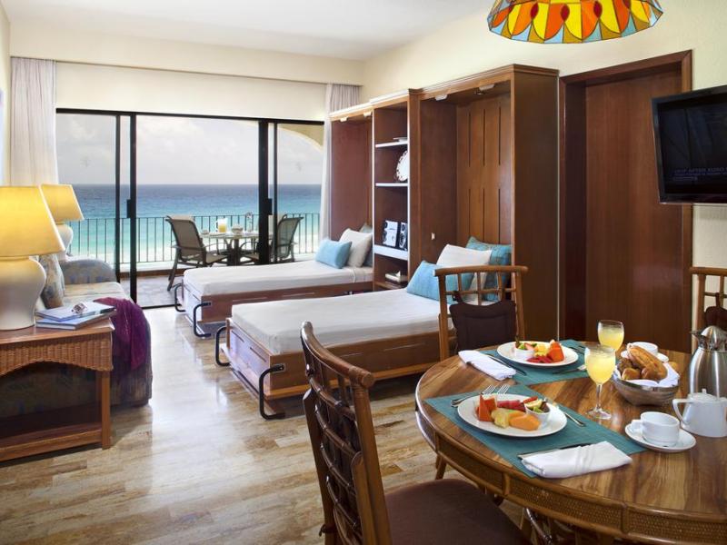 Hotel Emporio Cancun