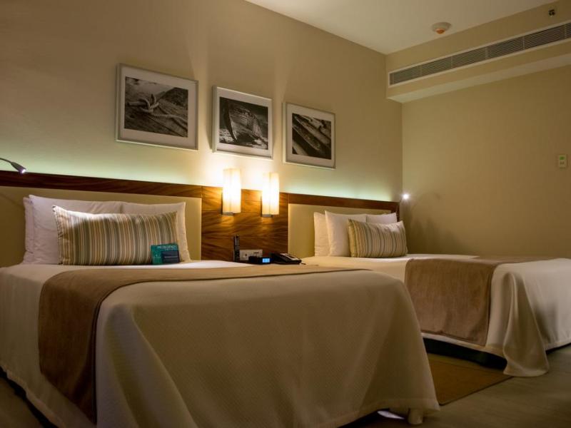 Hotel Emporio Cancun