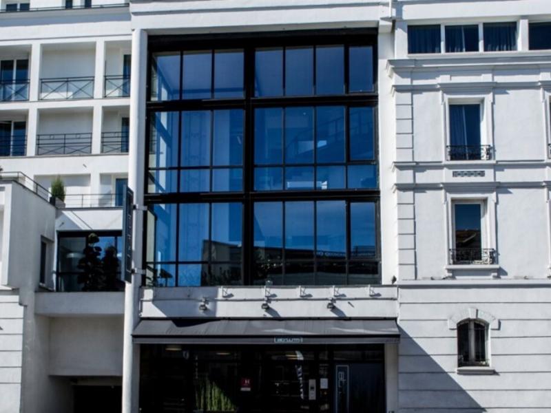 Atrium Hotel