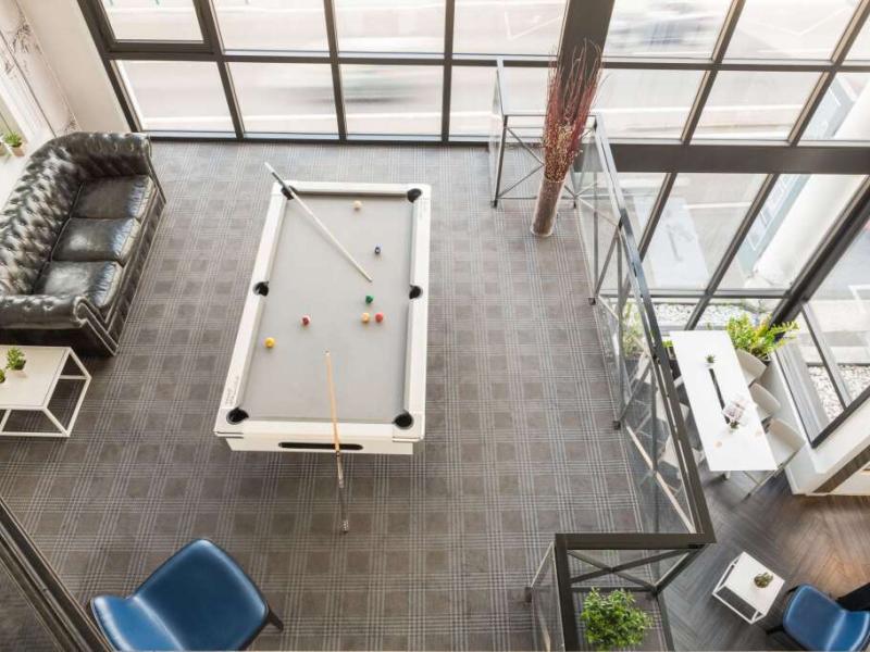 Atrium Hotel