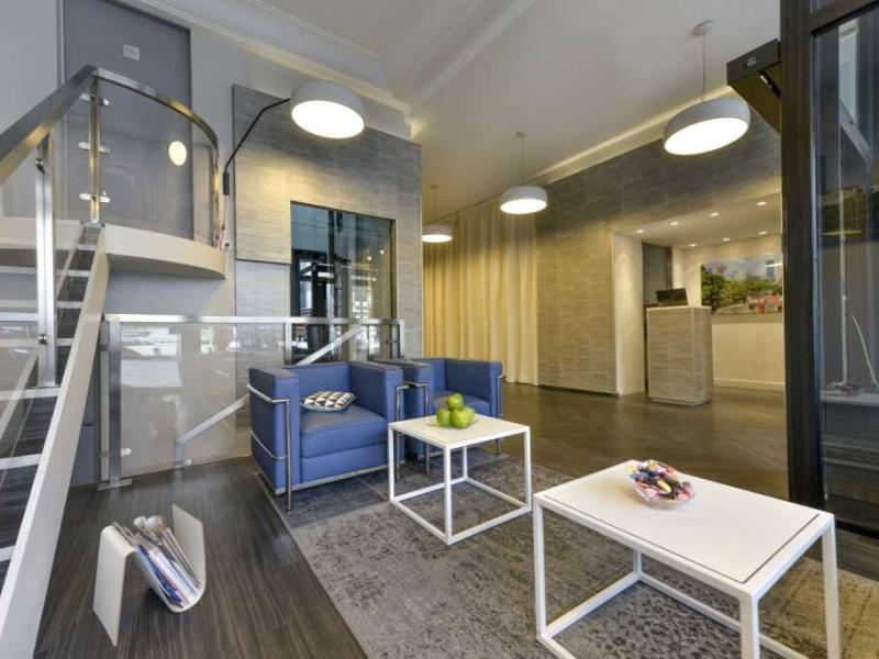 Atrium Hotel