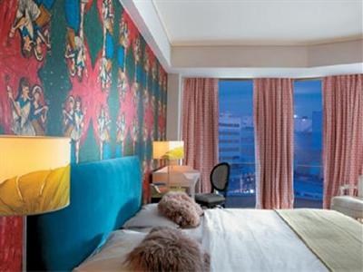 Classical 2 Fashion House 