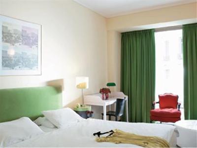 Classical 2 Fashion House 