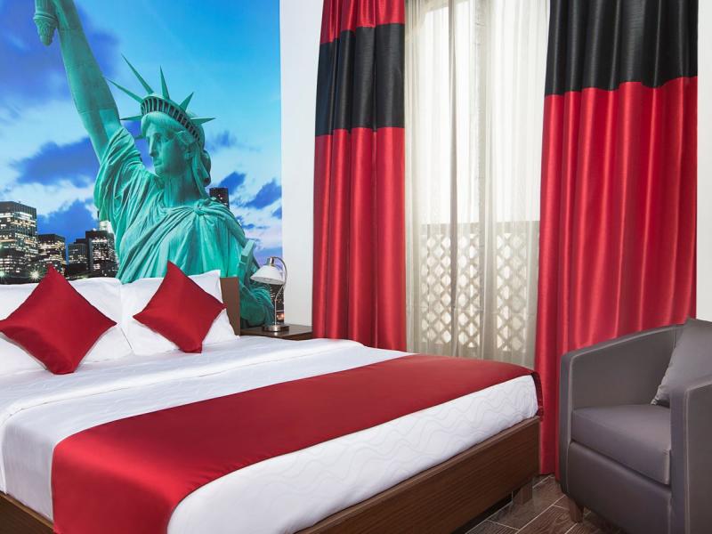 Palette Royal Reflections Hotel