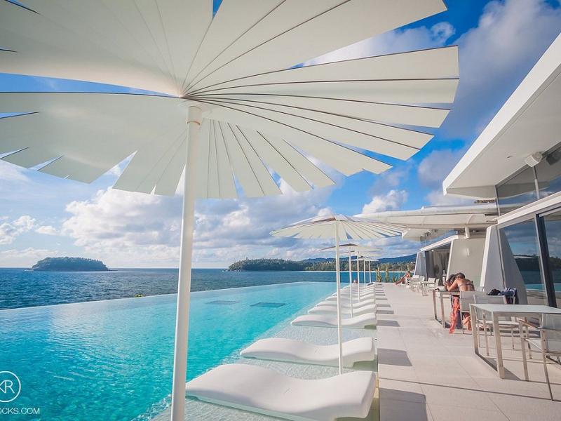 Kata Rocks By Infinite Luxury