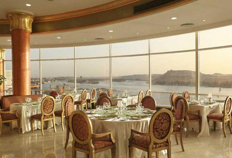 Cleopatra (Асуан)