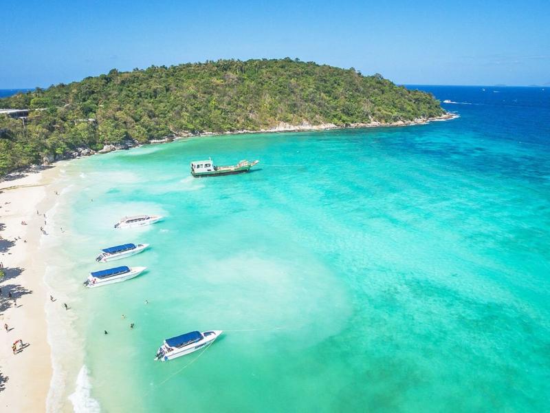 Racha Island Resort (Rayaburi)