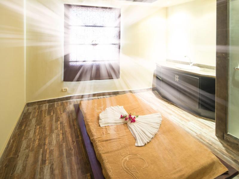 Golden 5 Almas Resort