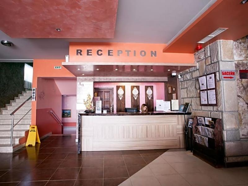 Hotel Aura