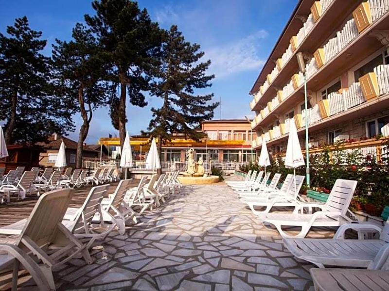 Hotel Aura