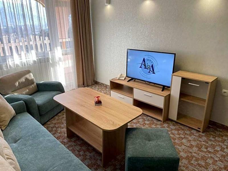 Hotel Aura