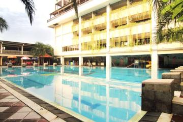 Отель Nirmala Hotel & Convention Centre Индонезия, Денпасар, фото 7