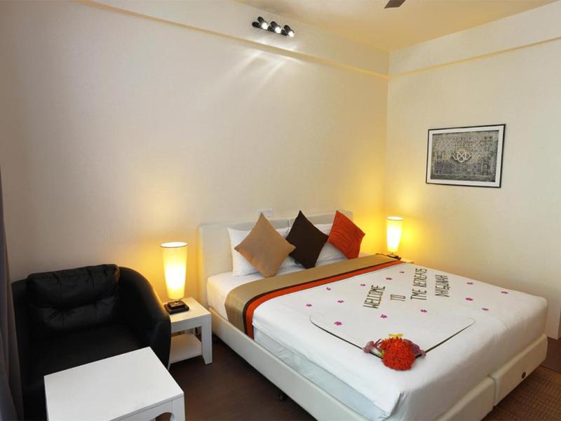 TME Retreats Dhigurah