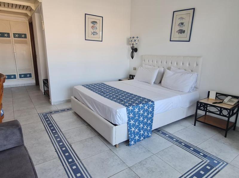 Domina Coral Bay Aquamarine Beach