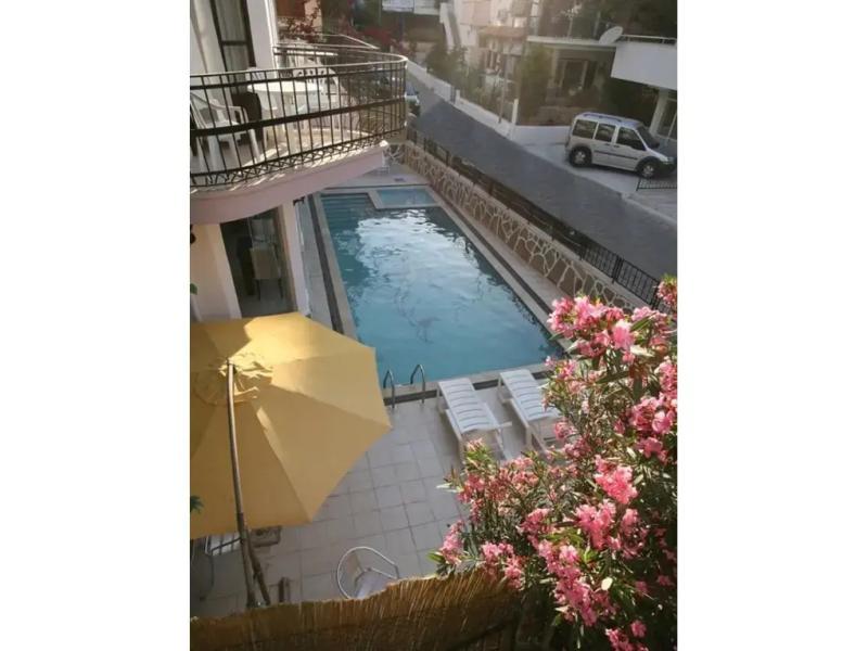 Golden Kum Hotel