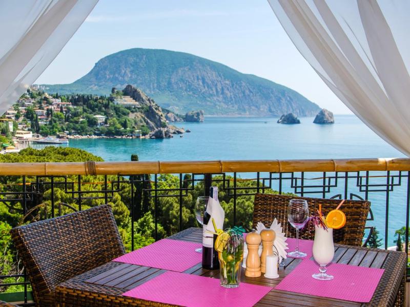 Веселый Хотэй