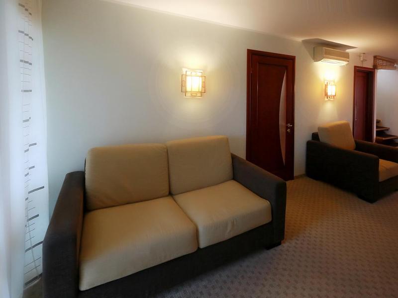 Веселый Хотэй