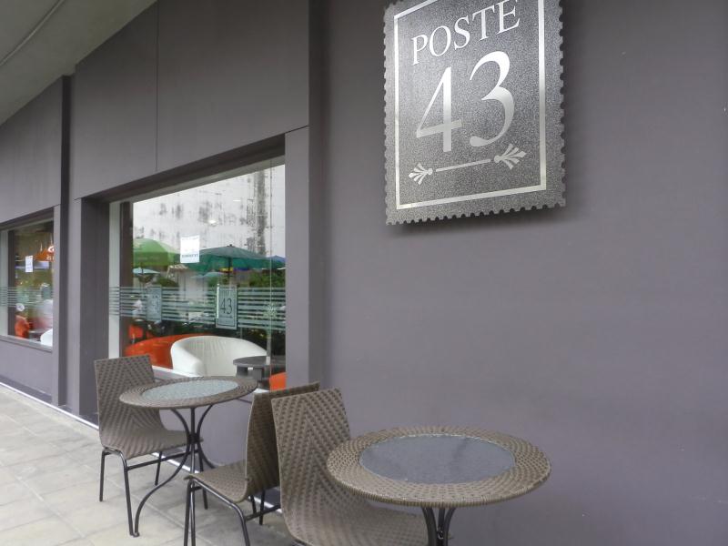 Poste 43 Residence