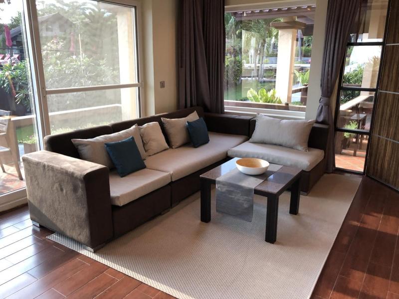 Royal Beach Boutique Resort & Spa