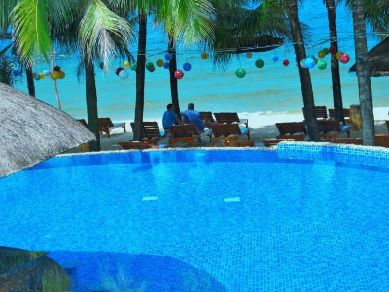 Coral Bay Resort