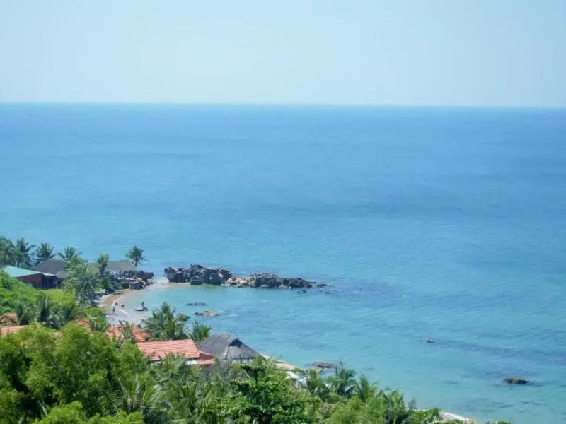 Coral Bay Resort