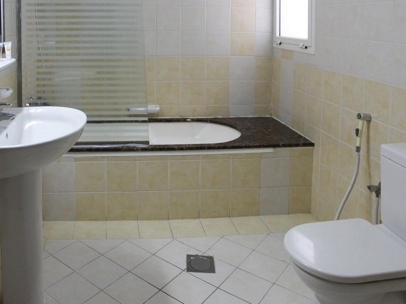 Clifton International Hotel