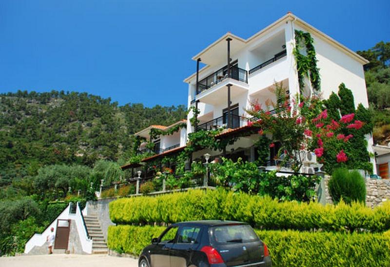 Blue Bay Hotel