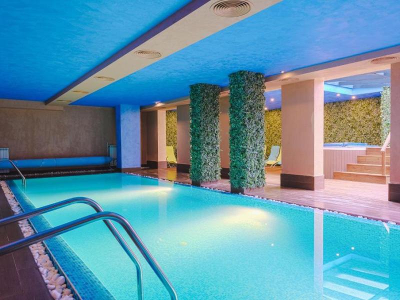 Cornelia Deluxe Residence