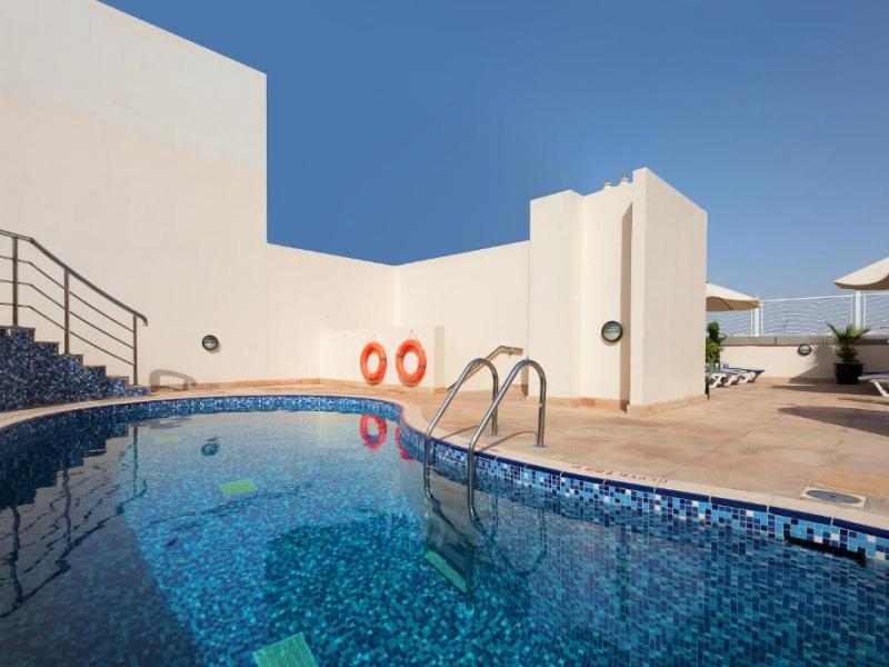 Landmark Premier Hotel