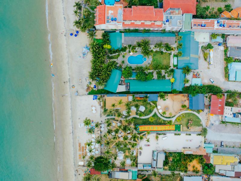 Sun & Sands Beach Hotel