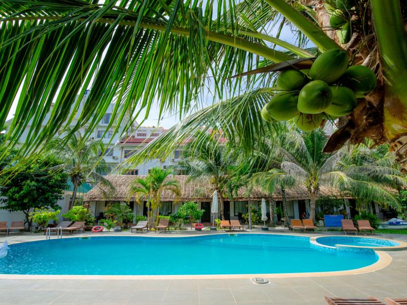 Sun & Sands Beach Hotel