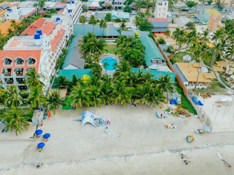 Sun & Sands Beach Hotel