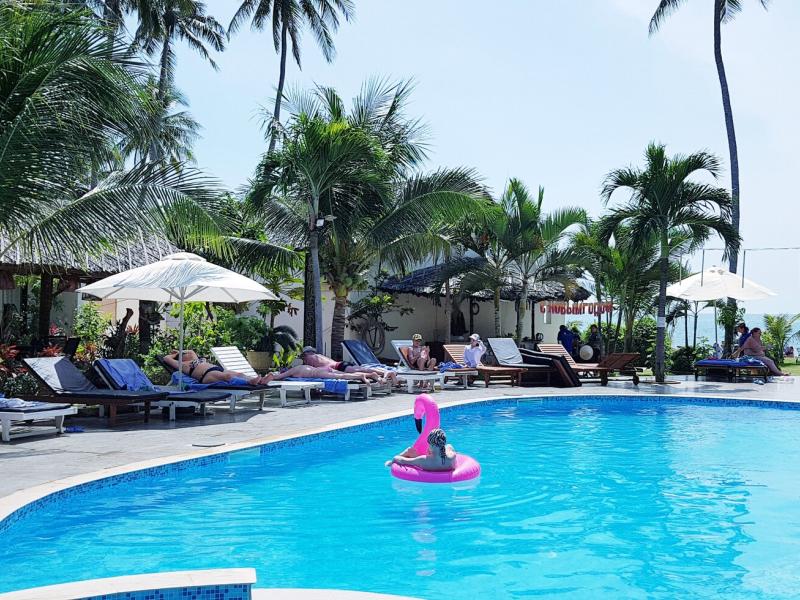 Sun & Sands Beach Hotel