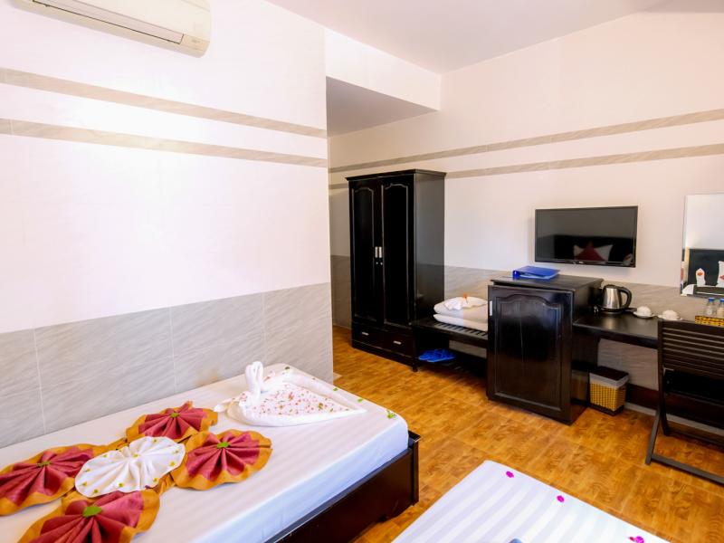 Sun & Sands Beach Hotel