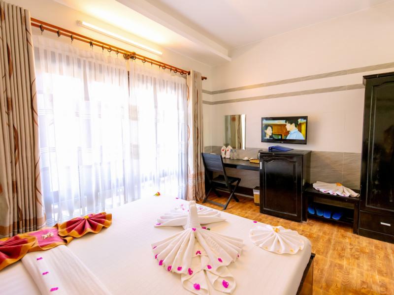 Sun & Sands Beach Hotel