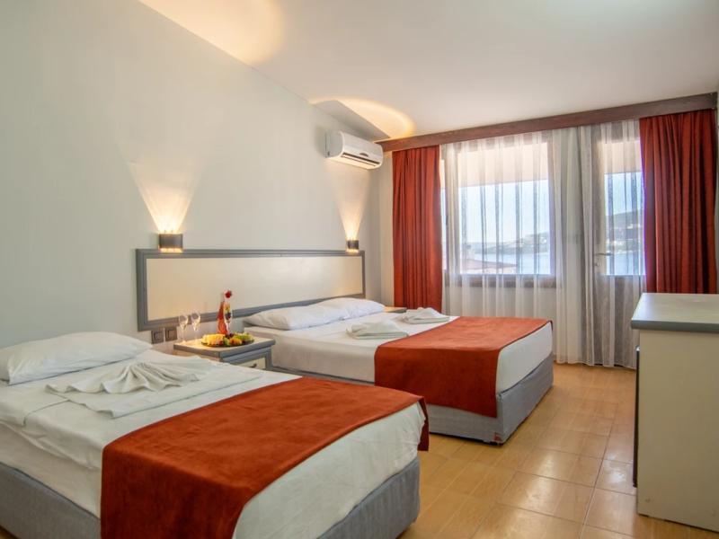 Oscar Seaside Hotel & Spa